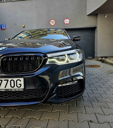 BMW Seria 5 cena 139999 przebieg: 210000, rok produkcji 2017 z Warszawa małe 379